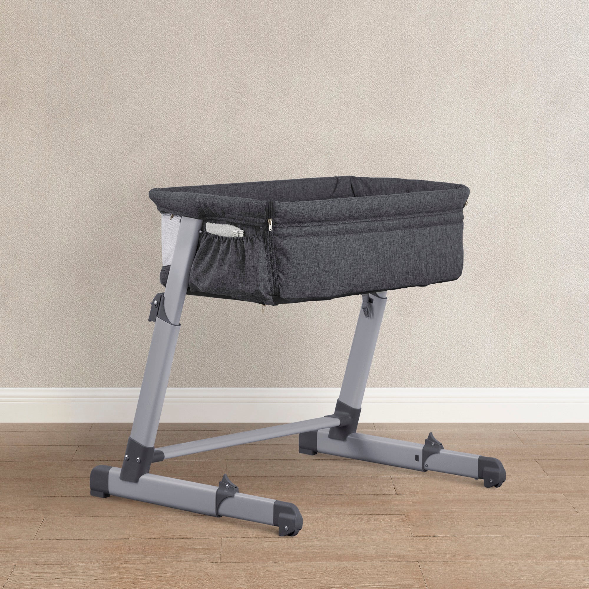 Grey Tweed (2012)