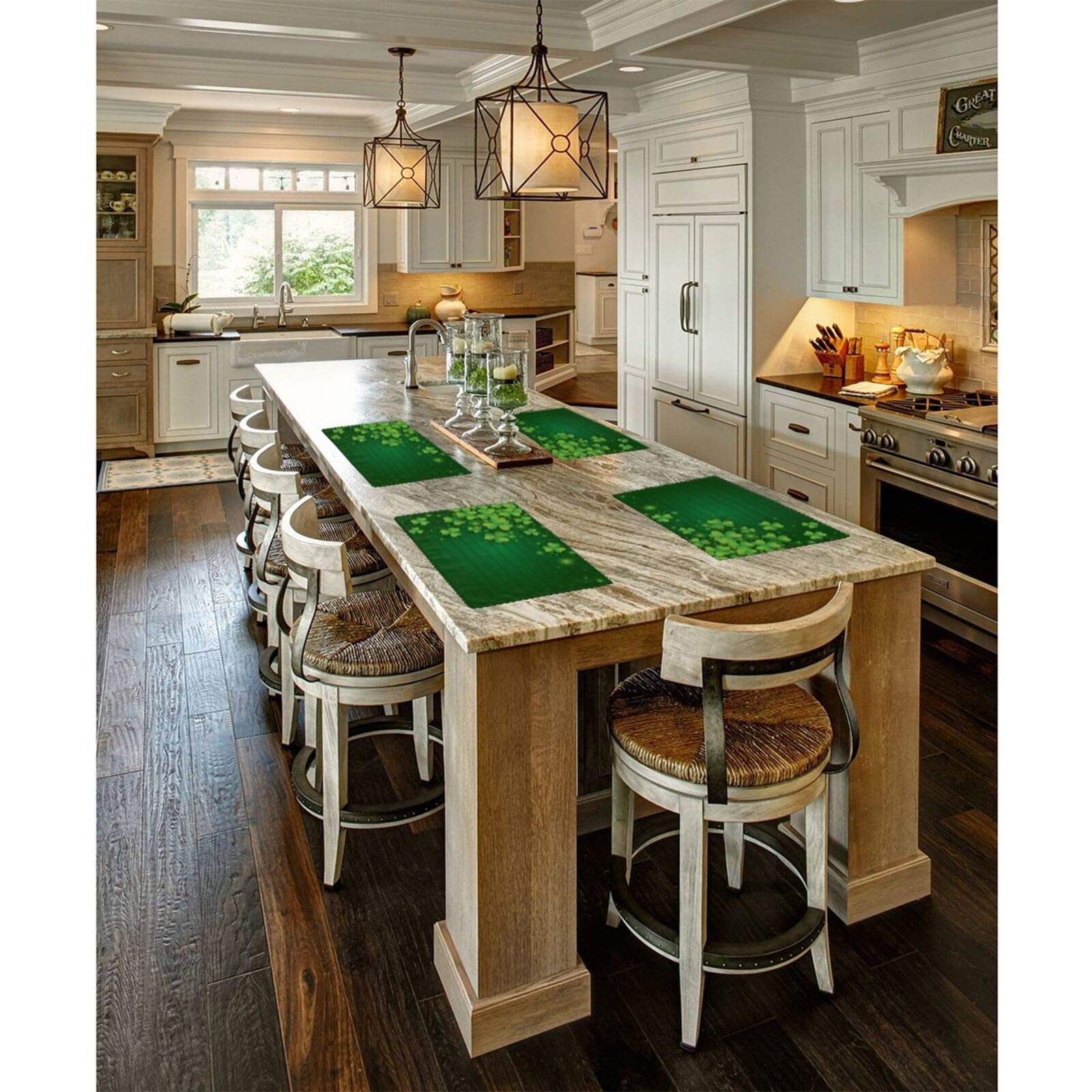 St. Patrick's Day Sparkle Clover Wooden Placemats Set of 4 - Non-Slip, Heat-Resistant, Washable Table Mats for Kitchen & Dining Room Decor (12x18 Inch) - Perfect for Irish-Themed Parties, Holiday Dinners & Home Decor