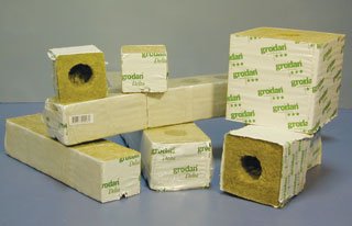 Grodan Delta 4 Rockwool Cubes 3