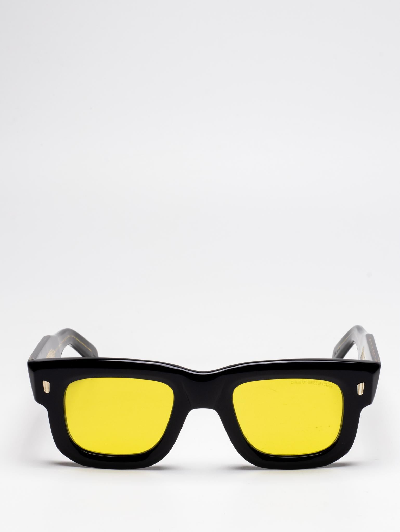 Cutler and Gross CGSN 1402 01 Sunglasses - Classic Aviator Style with UV Protection - Perfect for Driving, Travel & Outdoor Activities