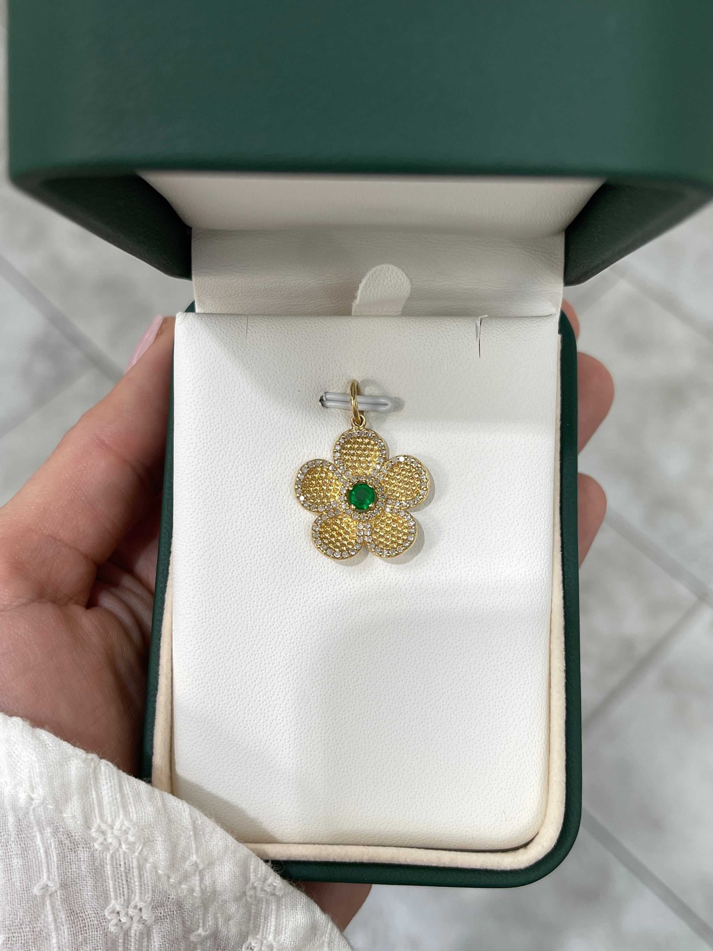 0.58tcw 14K Gold Emerald and Diamond Flower Pendant Necklace - Elegant Floral Jewelry for Women, Perfect Gift for Mother's Day, Anniversary & Special Occasions