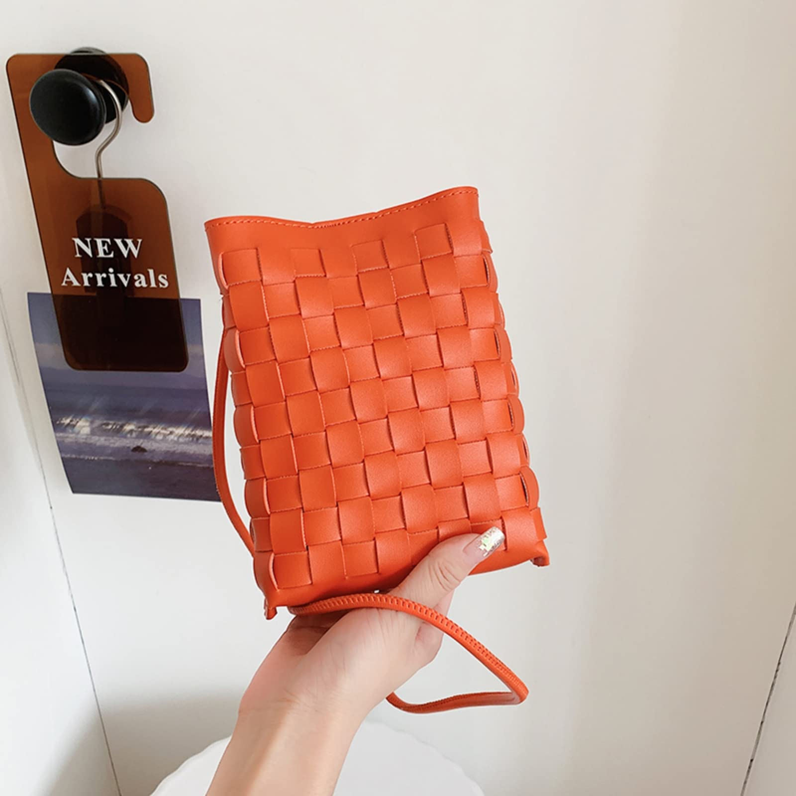 Women's Woven Crossbody Phone Bag - Stylish & Compact for Daily Use