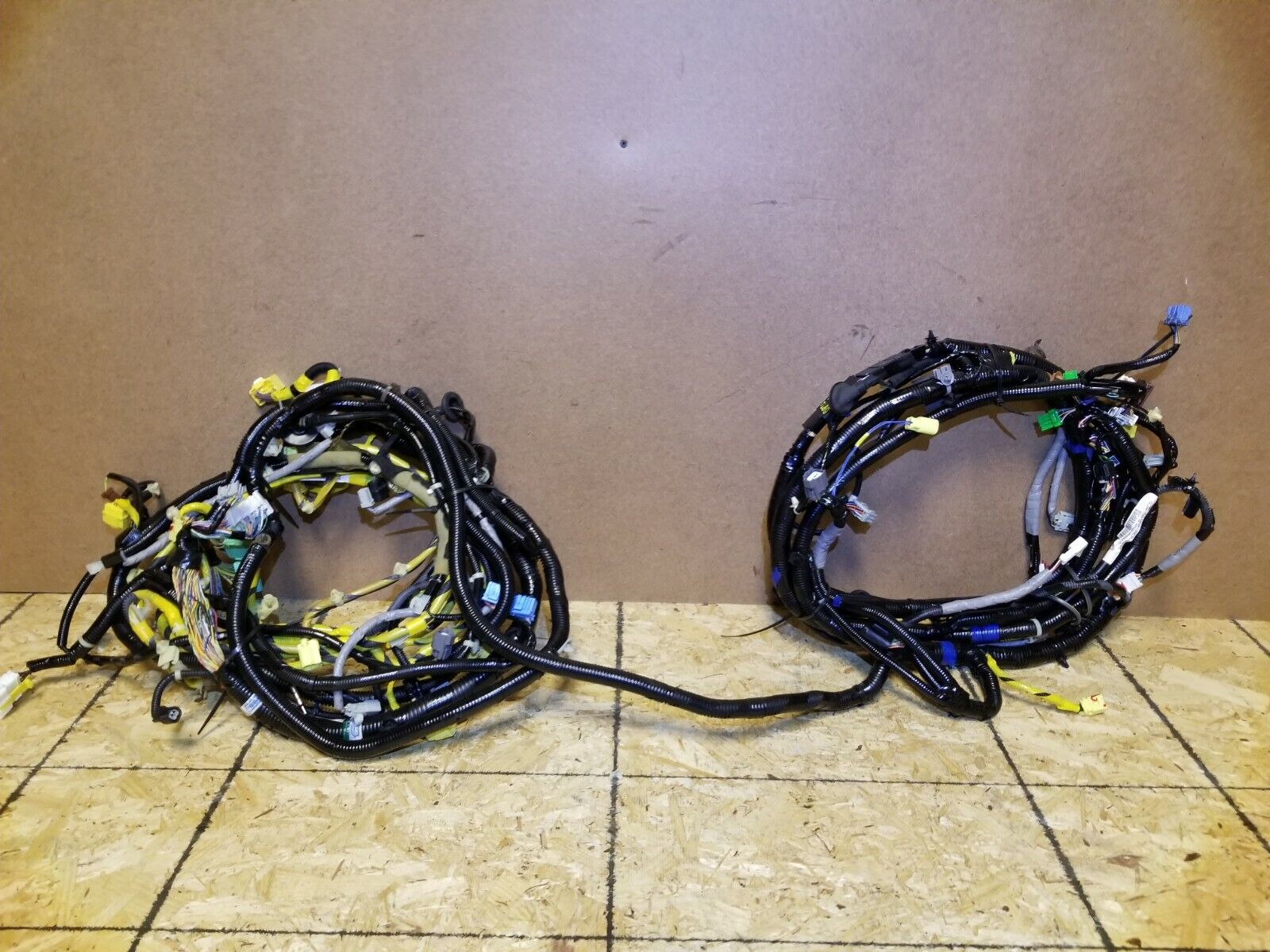 2004-2008 Acura TL OEM Interior Body Wire Harness - Compatible with 04 05 06 07 08 Models | Perfect for Electrical Repairs & Upgrades