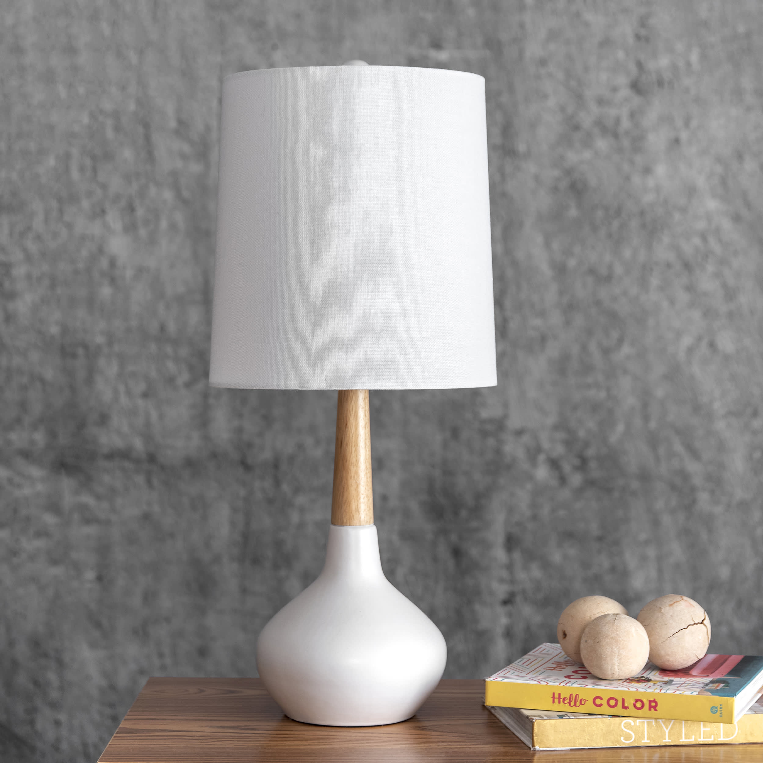 25 Inch Kayla Ogee Ceramic Vase Table Lamp - White Home Decor for Living Room, Bedroom & Office Lighting