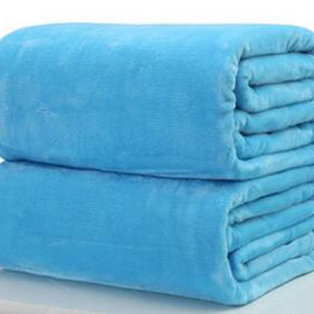 BERTERI Solid Color Flannel Throw Blanket - Soft Cozy Lightweight Blanket for Couch, Bed, Sofa - Perfect for Full, Queen & King Size Beds - Great for Travel, Camping, Picnics and Home Decor