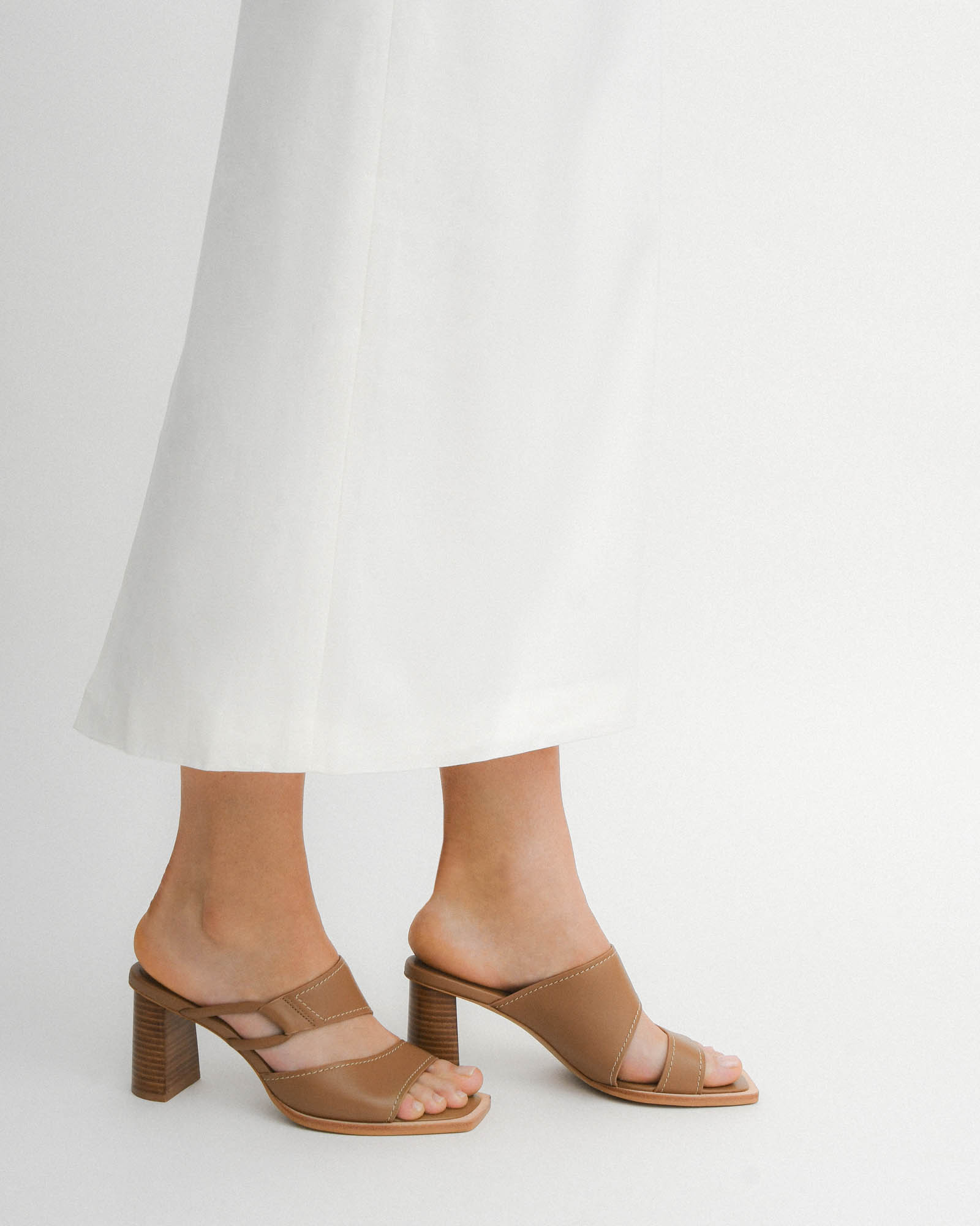 CAMMY Women's Mid Heel Sandals - Tan Leather Strappy Summer Dress Sandals for Weddings, Beach & Casual Outings