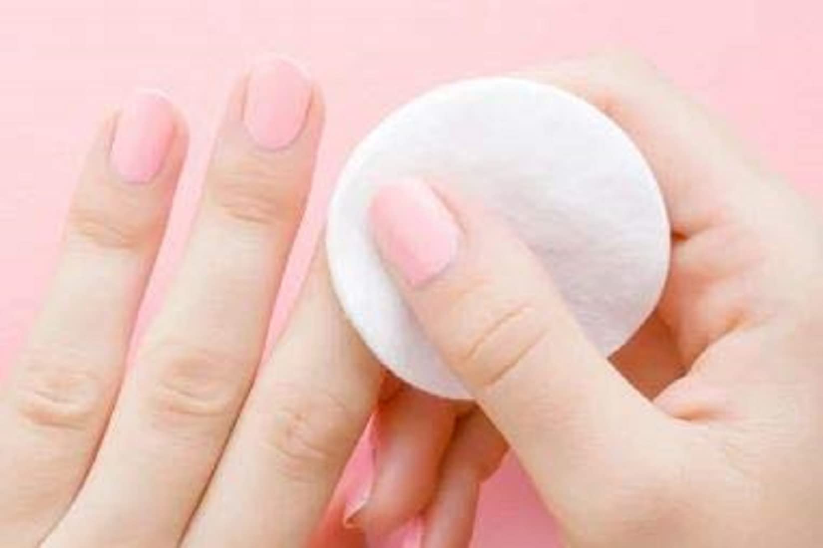 Acetone-Free Nail Polish Remover Pads - 6 Pack | Gentle & Effective Nail Paint Reducer Wipes for Quick & Easy Manicures at Home or Salon