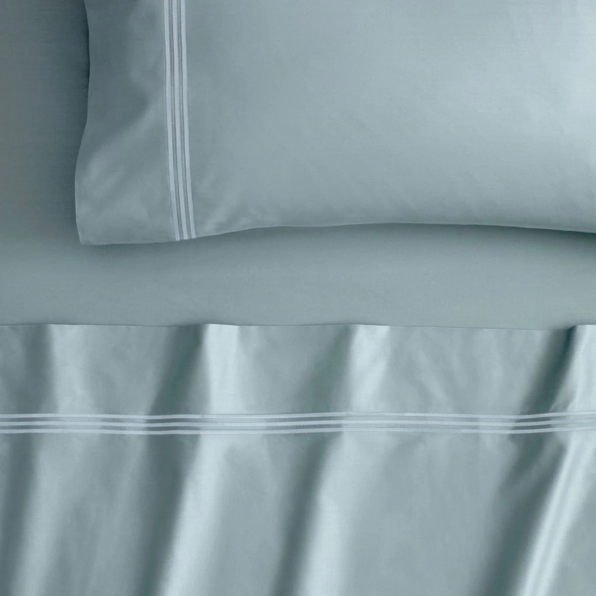 1200TC Palais Lux Fresh Water Fitted Sheet by Sheridan - Premium Hotel Quality Cotton Bedding for Luxury Bedrooms & Guest Rooms