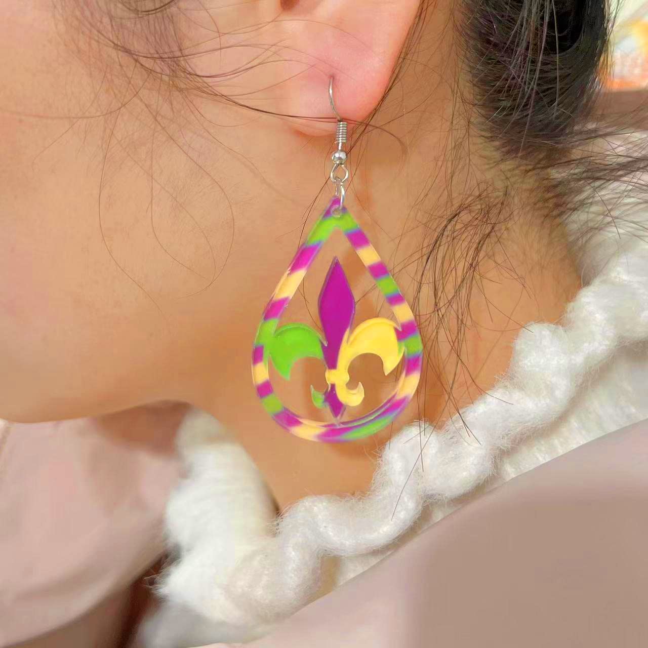 **Colorful Mardi Gras Earrings for Women - Acrylic Fleur De Lis Dangle Earrings with Beads, Crocodile & Lobster Charms - Carnival Party, Holiday Gifts, Costume Accessories, Festive Events**