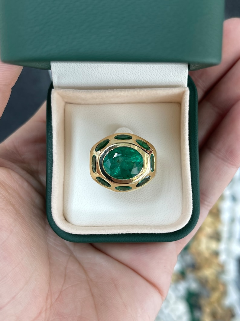 8.50tcw 18K Gold Oval Cut Natural Multi Emerald Statement 9 Stone Ring for Women - Elegant Jewelry Gift for Wedding, Anniversary & Special Occasions
