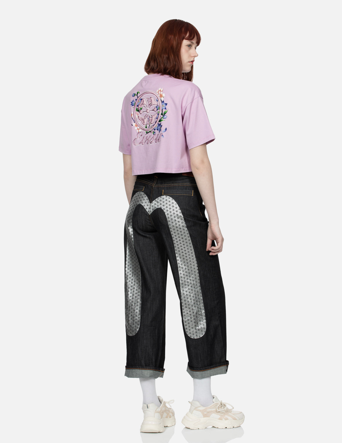 Stylish Kamon & Wisteria Print Cropped T-Shirt for Women | Trendy Japanese-Inspired Fashion Top | Perfect for Casual Wear, Street Style & Summer Outfits