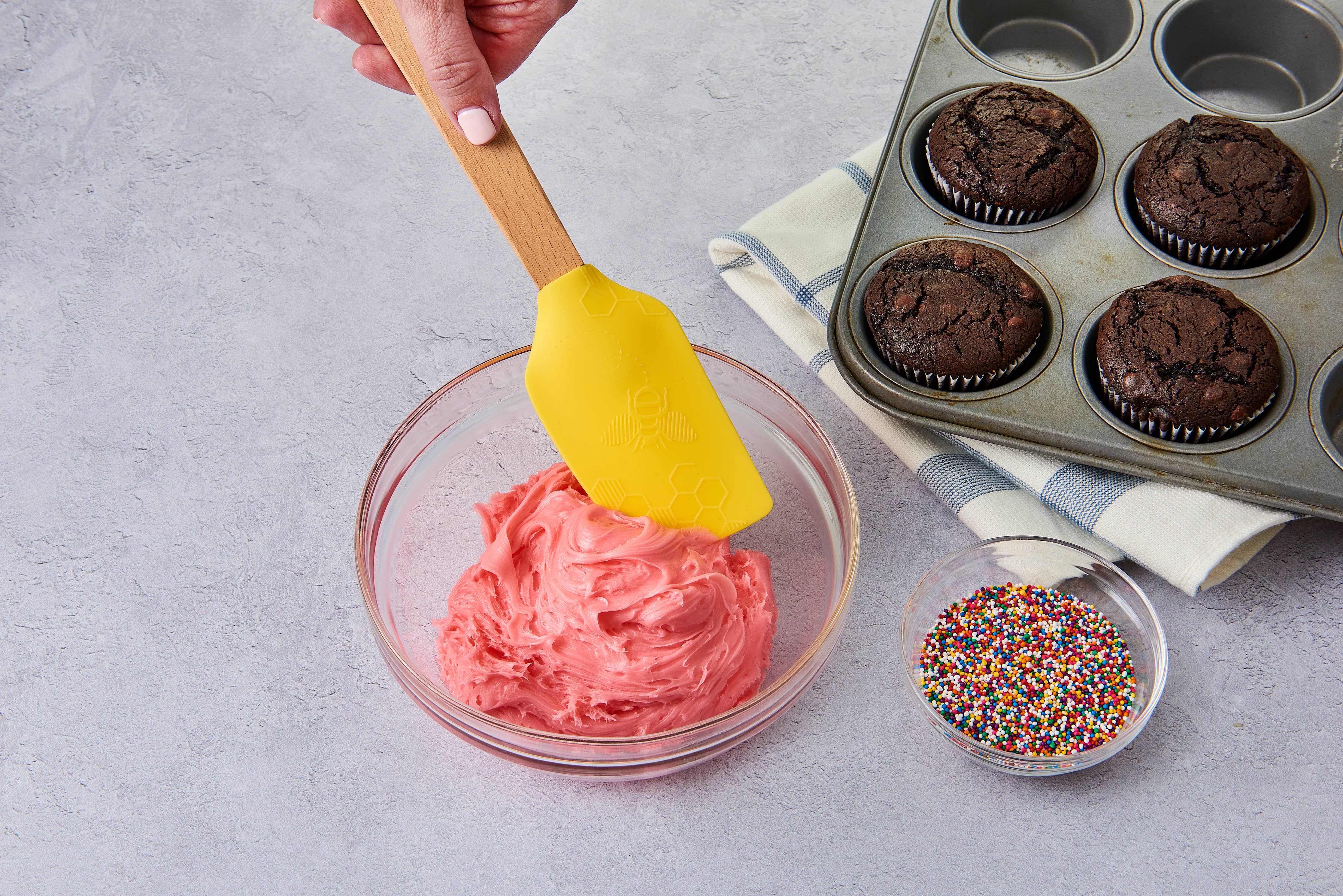 Premium Honey Bee Embossed Silicone Spatula Set - Non-Stick, Heat-Resistant Kitchen Utensils for Baking, Cooking & Cake Decorating - Perfect Gift for Bakers & Home Chefs