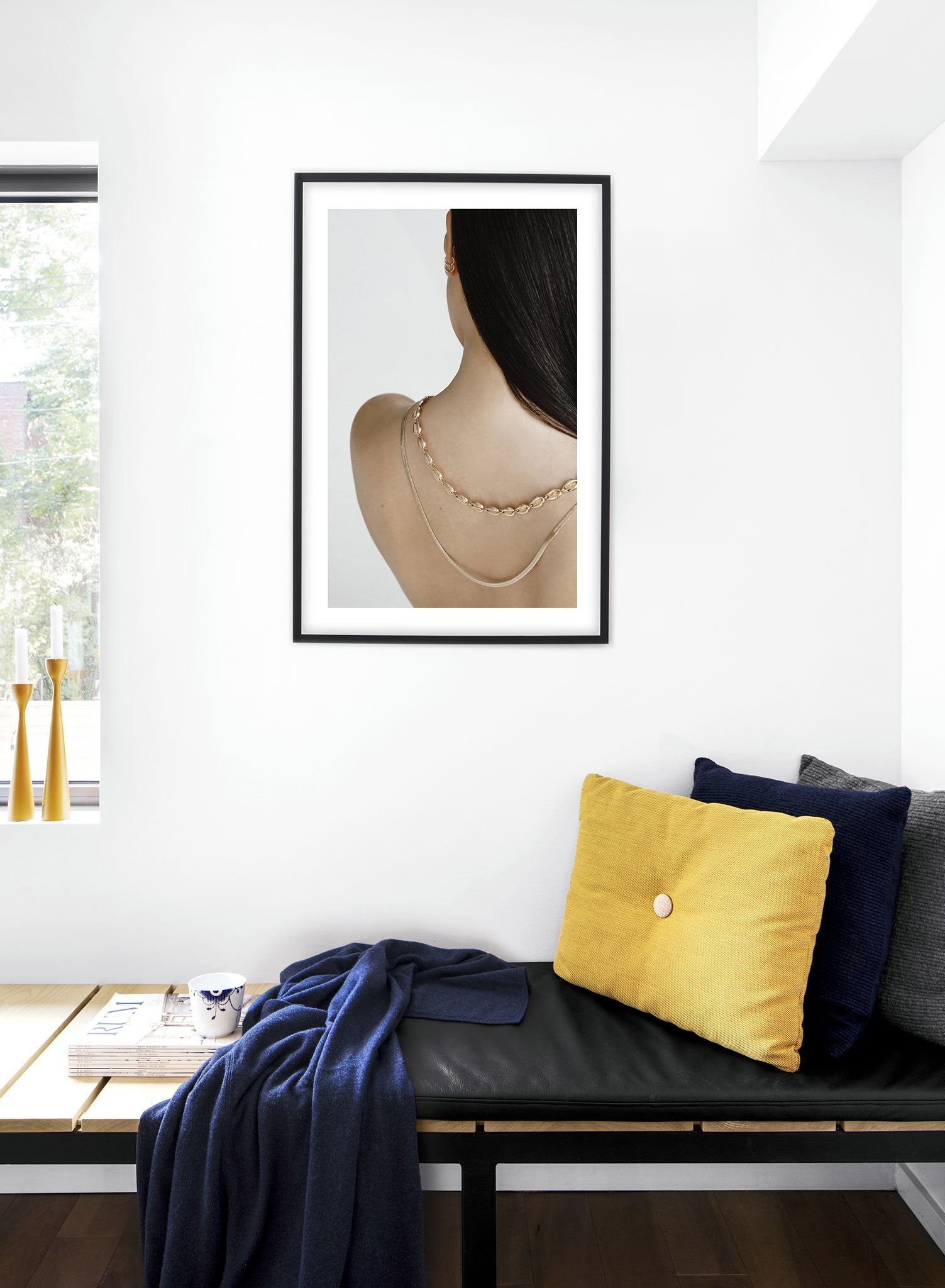 Naked Shoulder Poster - High-Quality Wall Art for Home & Office Decor - Perfect for Living Room, Bedroom, and Studio Aesthetics