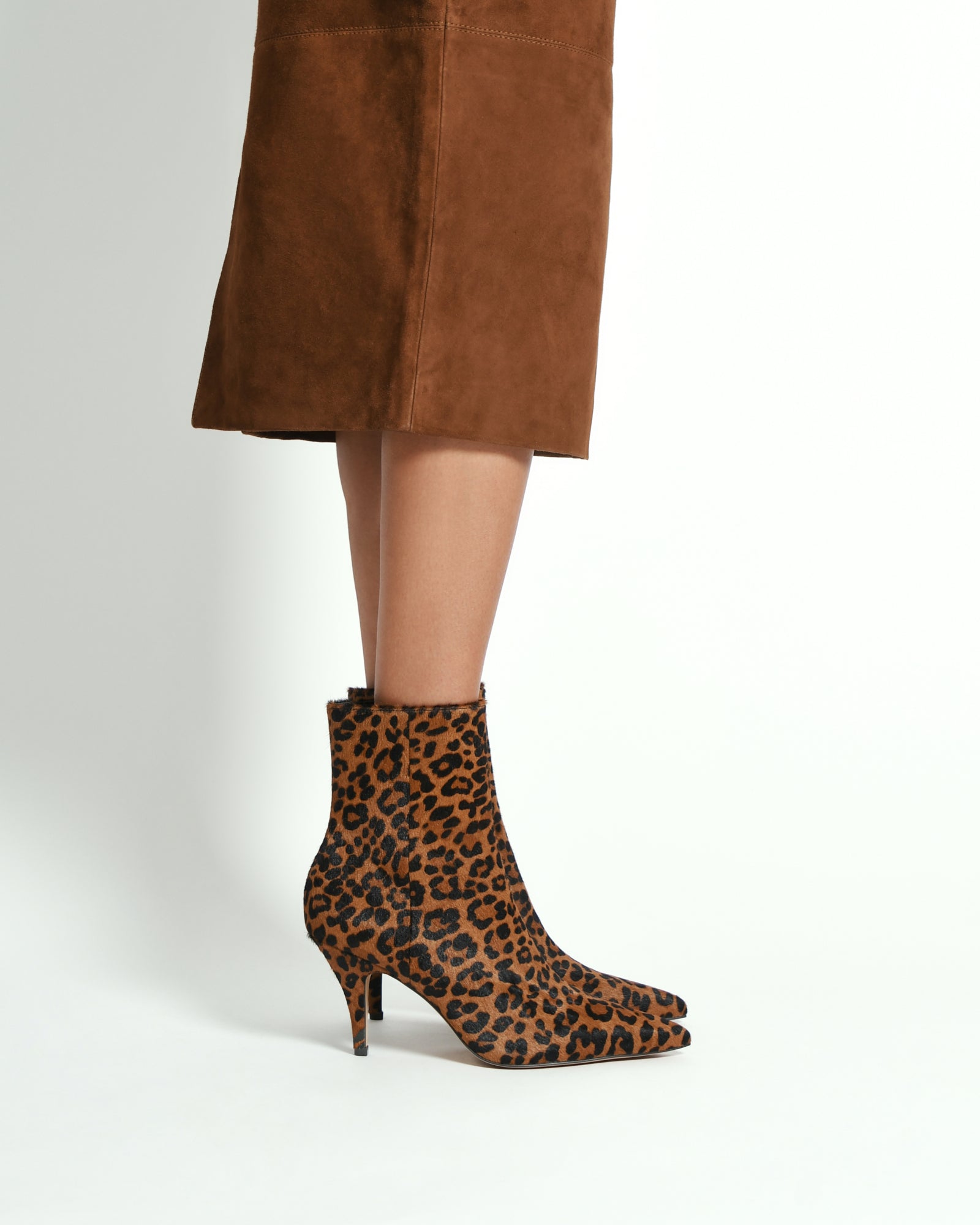LOTTIE Women's High Ankle Boots - Leopard Print Leather Shoes for Fall/Winter Fashion, Comfortable & Stylish for Casual Outings, Parties and Office Wear