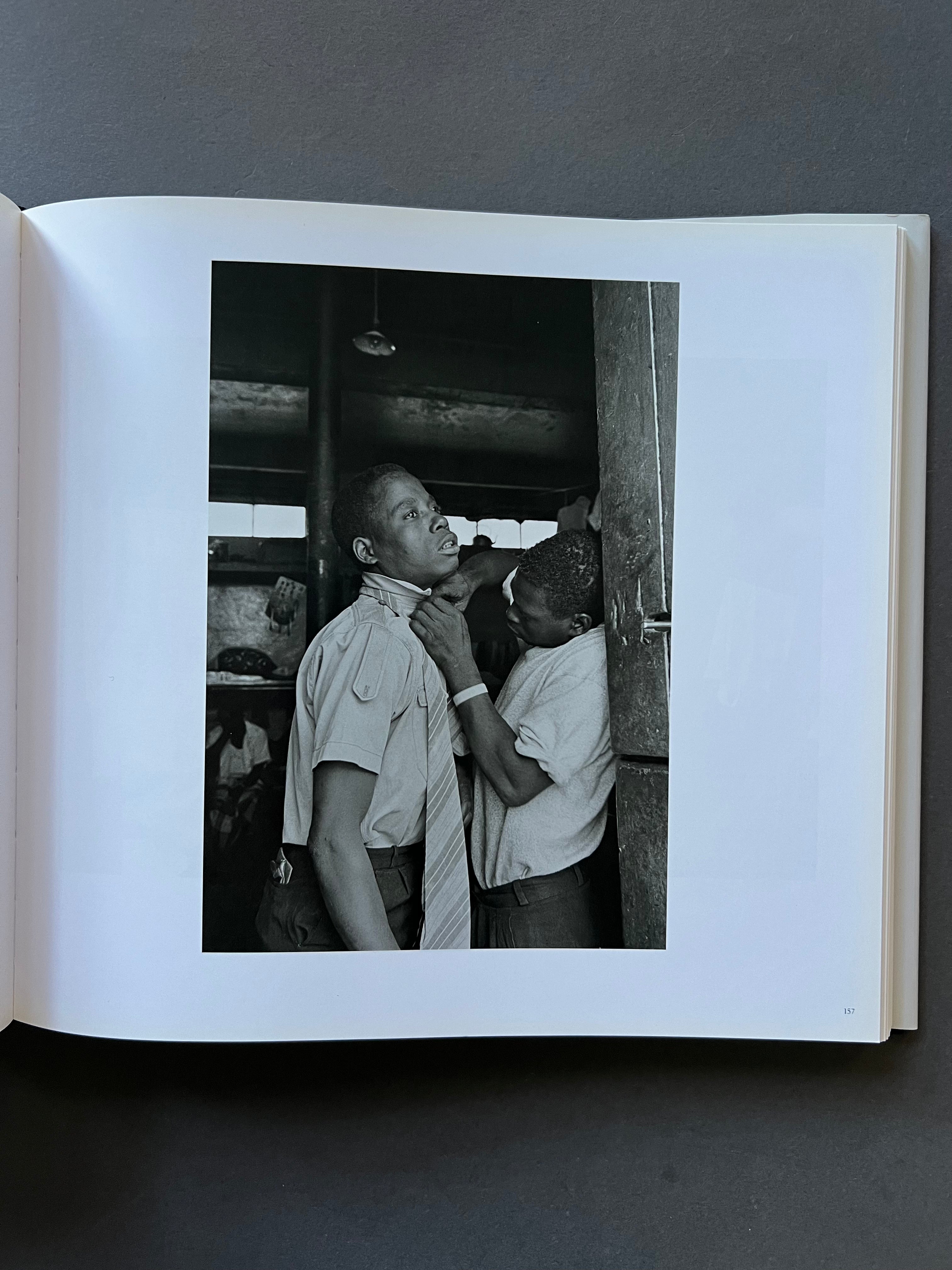 Ernest Cole Photography Book - Iconic South African Photographer Works | Black & White Photo Collection | Perfect for Art Lovers, History Enthusiasts & Photography Students