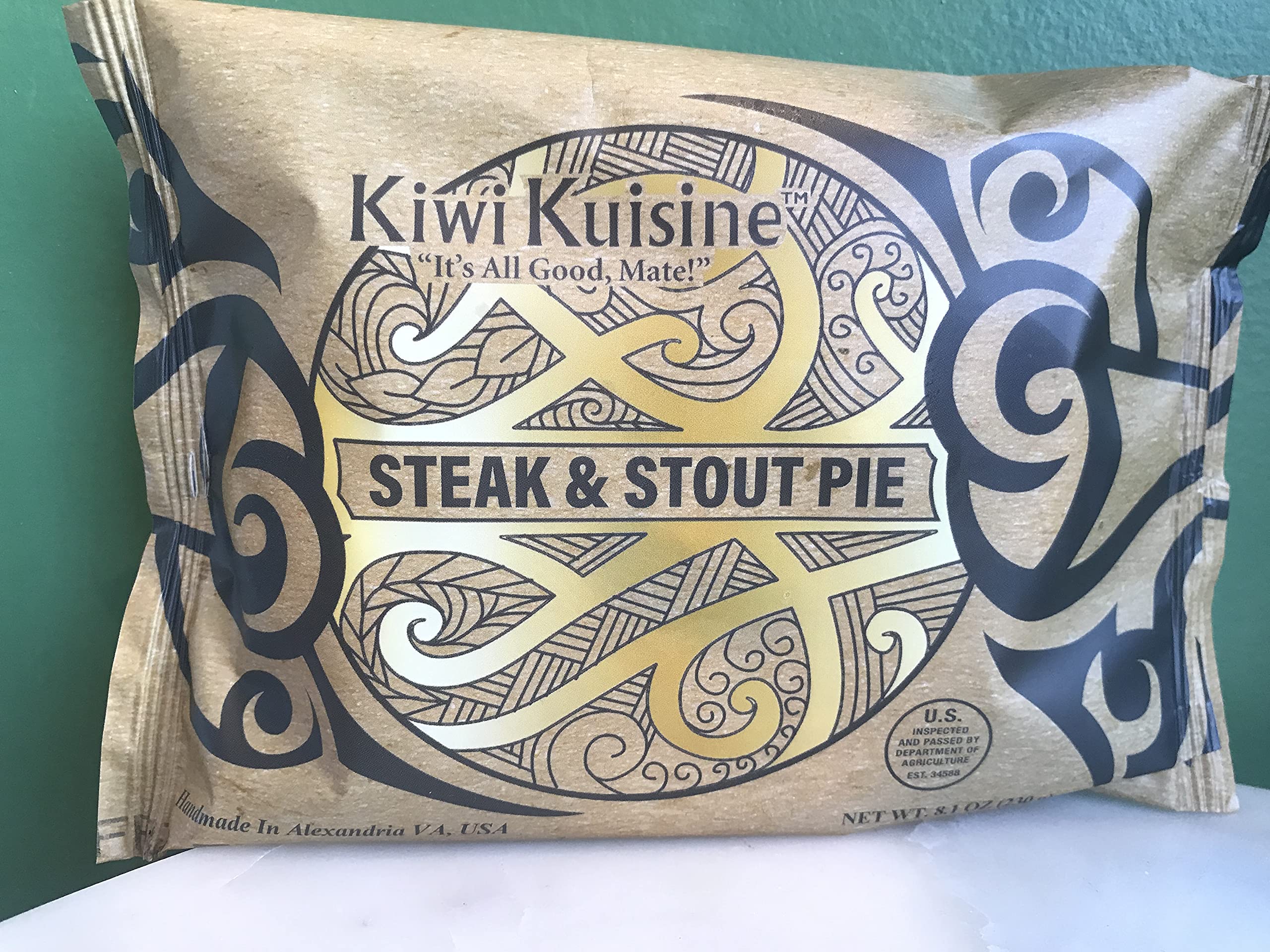 Kiwi Cuisine Steak & Stout New Zealand Style Pies - 12 Pack | Authentic Meat Pies for Parties, Picnics & Quick Meals