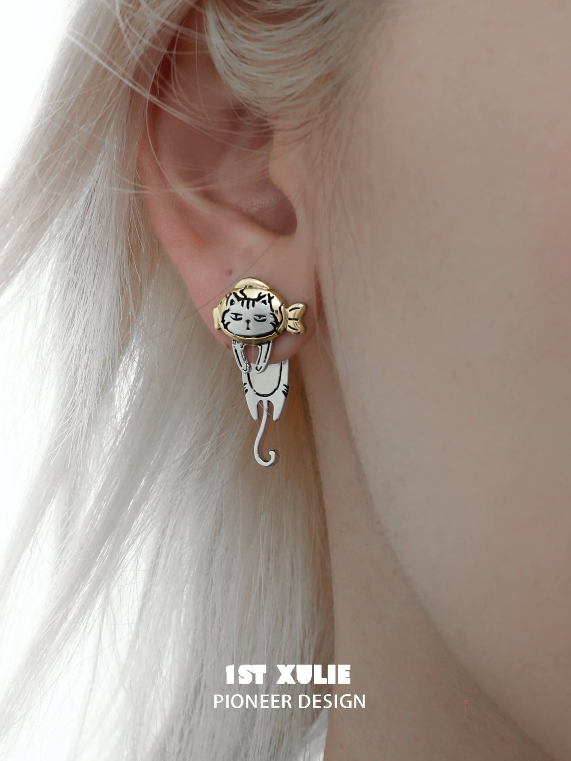 Graffiti Kitten S925 Sterling Silver 18K Gold Plated Cat Earrings for Women - Perfect Gift for Cat Lovers, Birthday, Anniversary & Everyday Wear