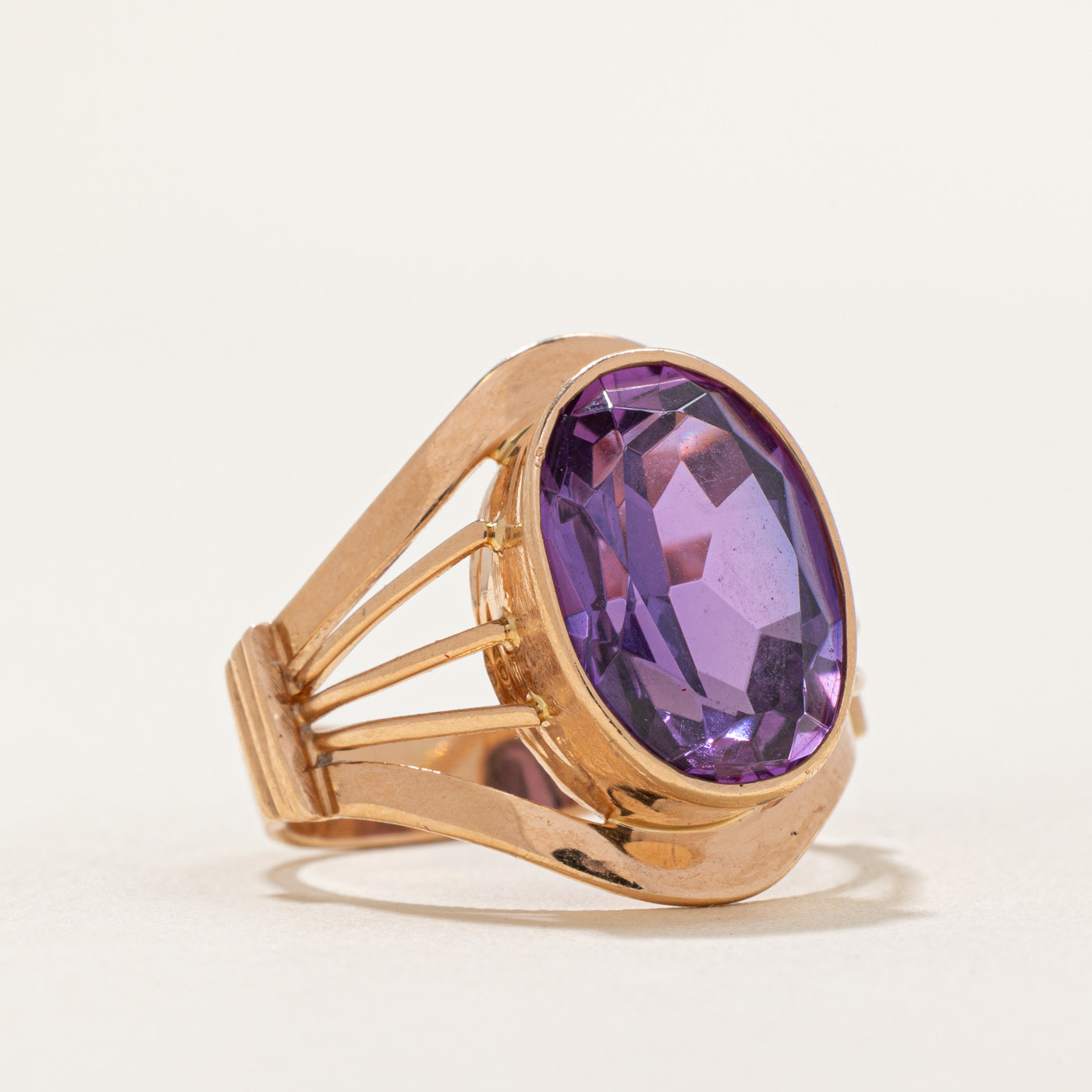 1976 Armenian Synthetic Color Change Sapphire Ring - 6.70ct Size 7 | Vintage Jewelry for Women | Perfect Gift for Anniversary, Engagement & Special Occasions