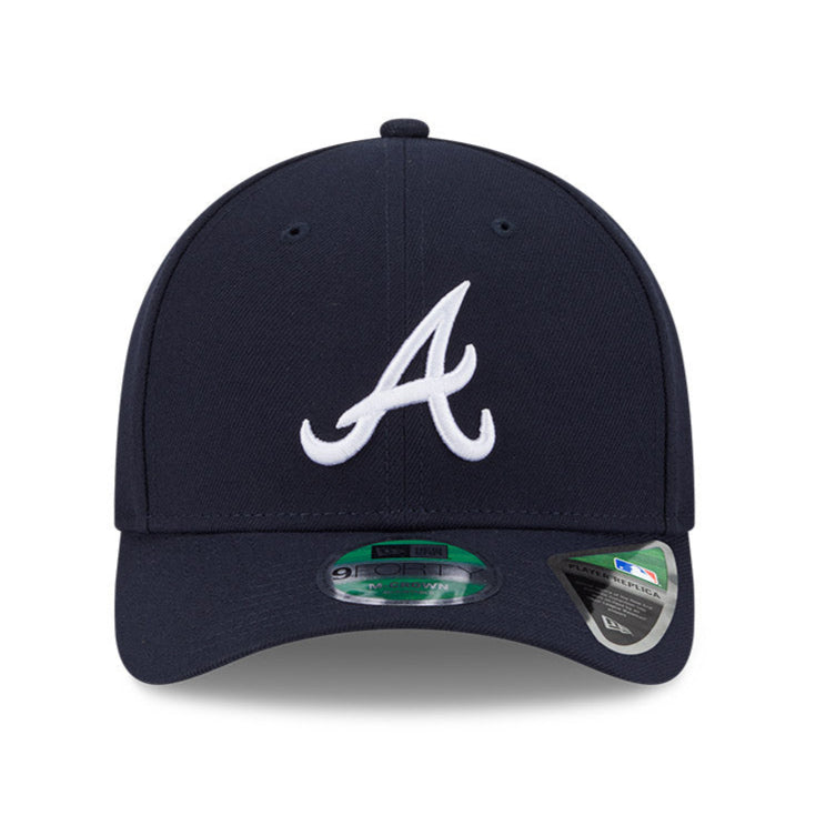 New Era 9Forty M Crown Atlanta Braves Snapback Baseball Cap - Navy Blue Adjustable Hat for Men & Women | Perfect for Baseball Games, Sports Fans & Casual Streetwear Fashion