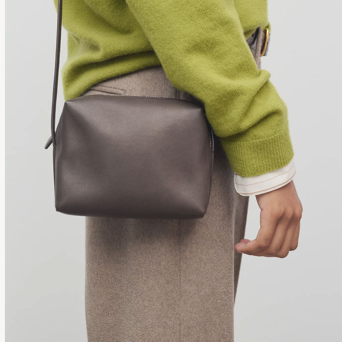Regent Crossbody Bag for Women - Stylish Grey Leather Shoulder Purse - Perfect for Work, Travel & Everyday Use