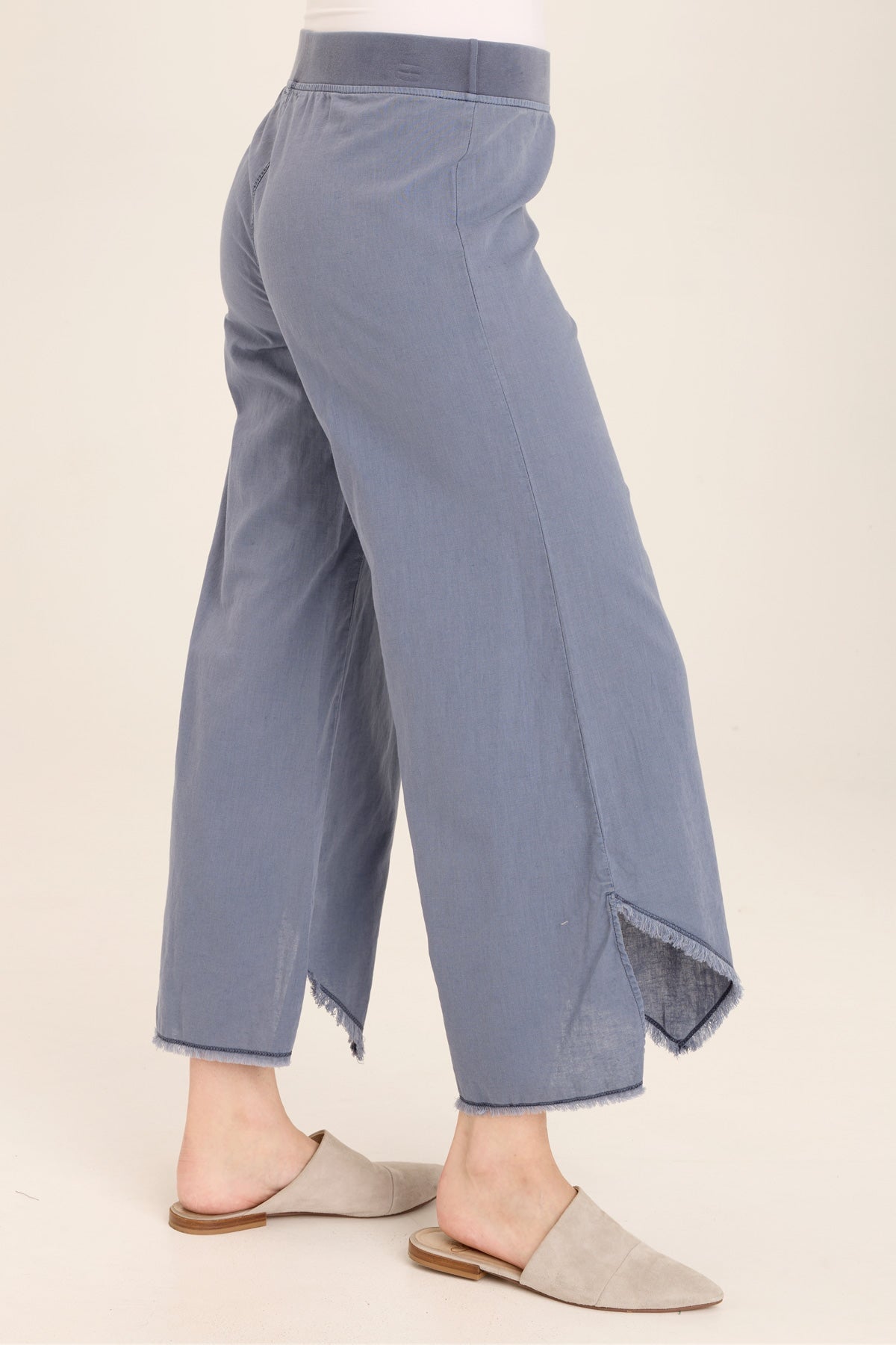 Stylish Astri Asymmetric Wide Leg Pants for Women - Trendy High Waist Flowy Trousers - Perfect for Office, Casual Wear & Special Occasions