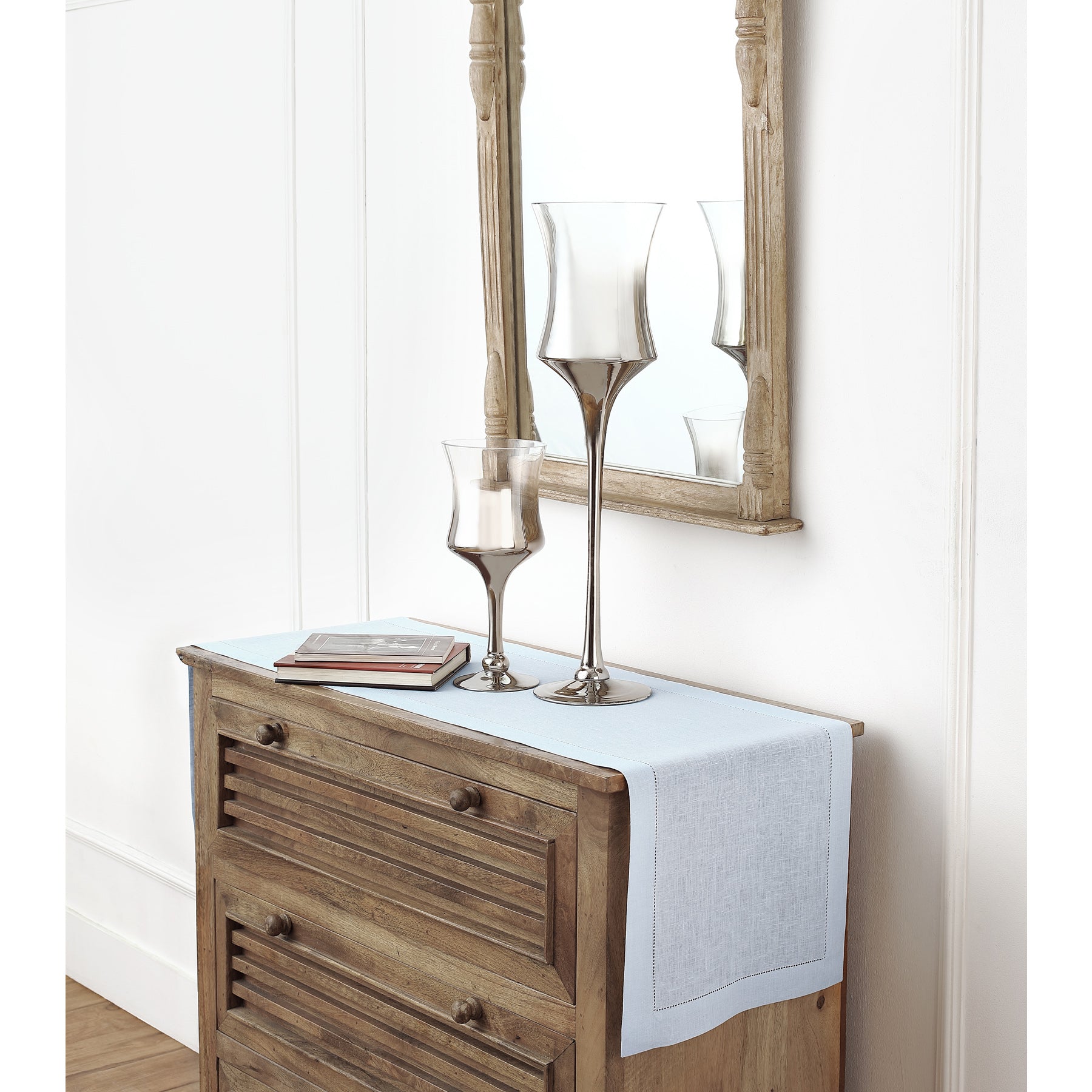 Elegant Classic Hemstitch Table Runner - Premium Linen Dining Decor for Weddings, Parties & Home Decor