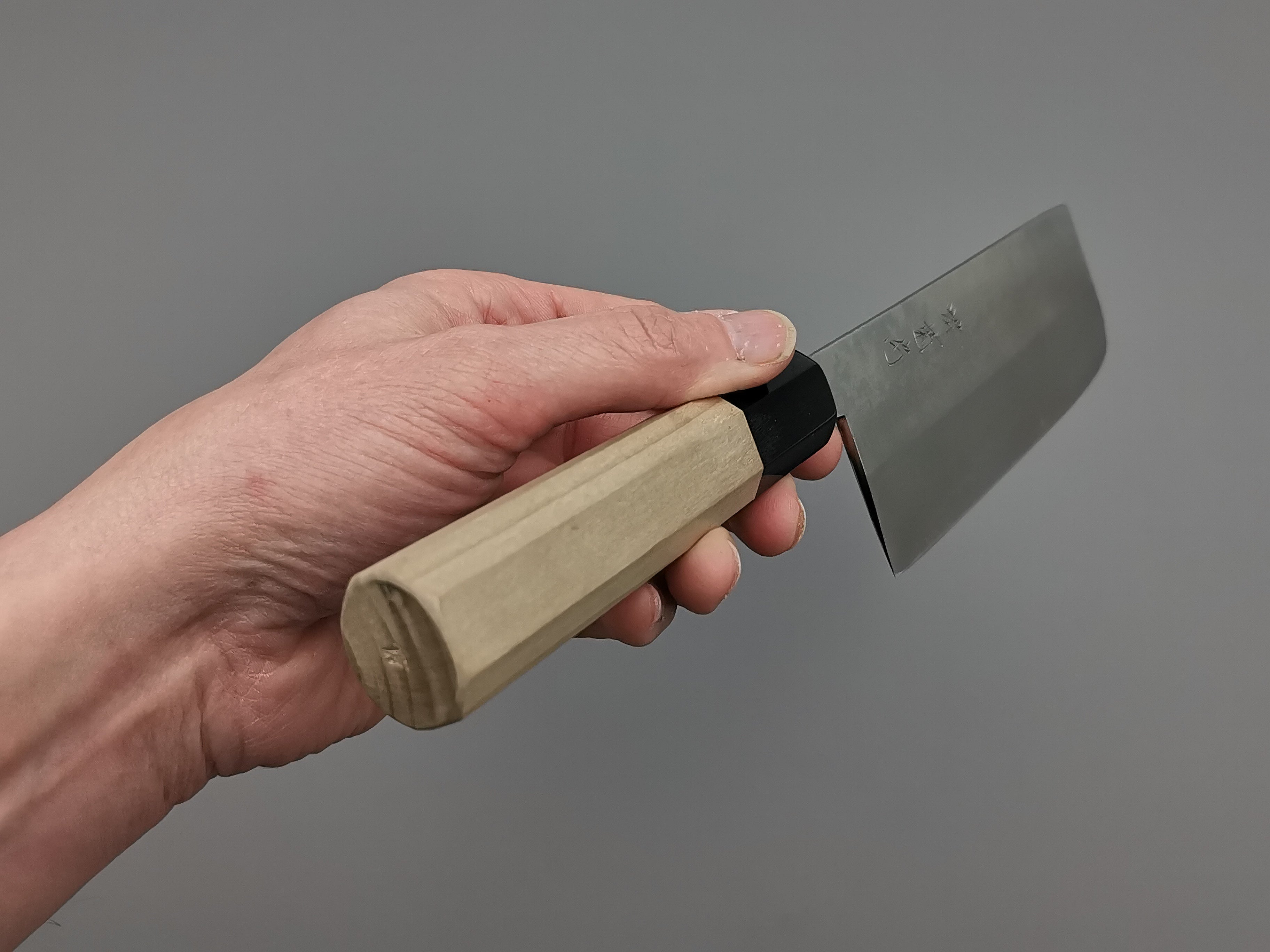 Premium Sakai Kikumori Ginsan Damascus Nakiri Knife - Japanese Handcrafted Chef Knife for Slicing, Dicing & Chopping Vegetables - Perfect for Home Cooks & Professional Chefs