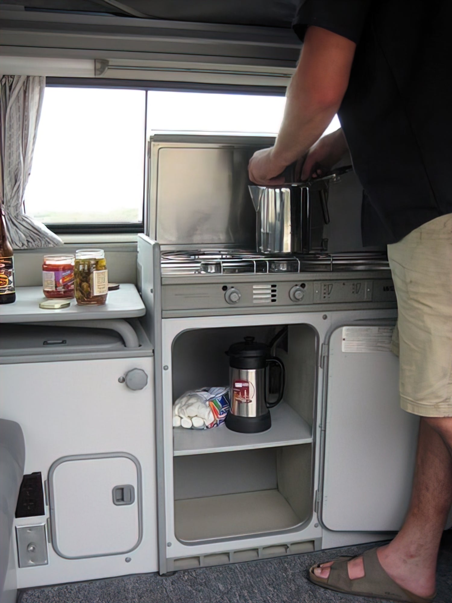 Vanagon Refrigerator Odor Eliminator Kit - Remove Fridge Smells & Freshen Air - Perfect for RVs, Campers & Home Refrigerators