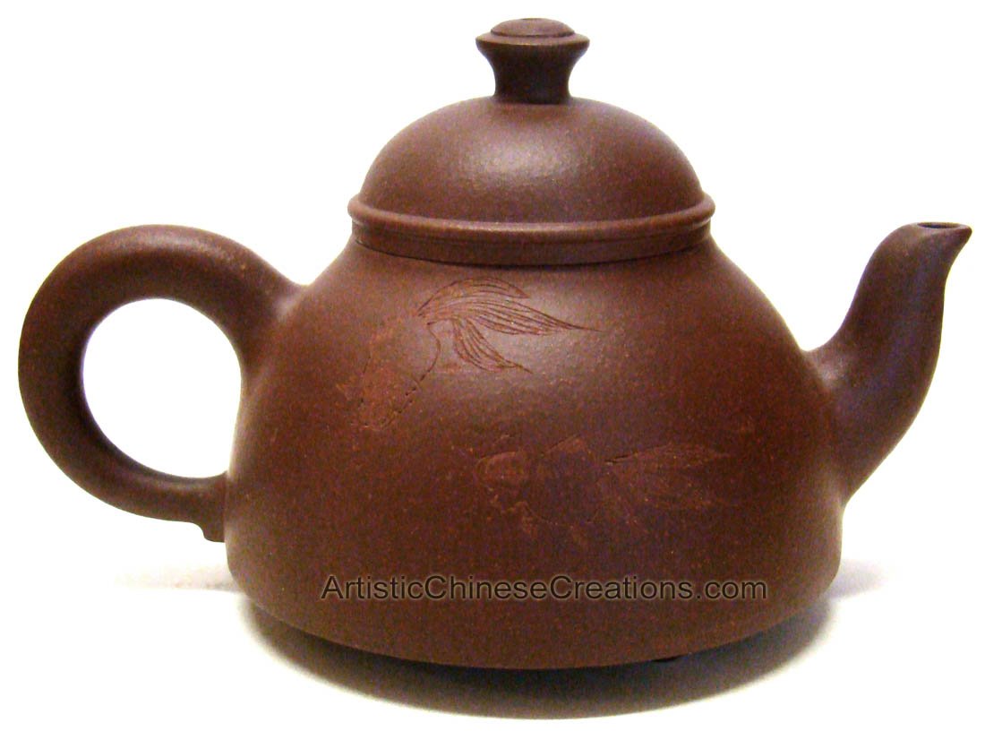 Handmade Yixing Zisha Teapot - Traditional Chinese Clay Teapot with Fish Design & Calligraphy - Authentic Chinese New Year Gifts & Home Decor - Perfect for Tea Ceremonies, Gifting & Asian-Inspired Interior Design