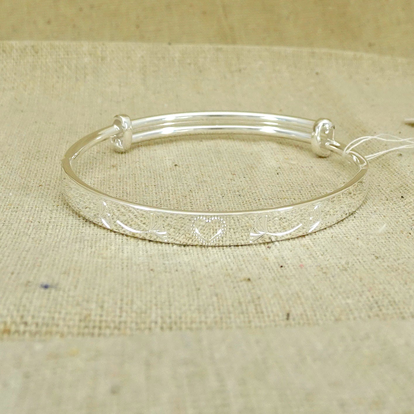 Sterling Silver Bangle Bracelet for Women - Elegant & Durable 925 Silver Jewelry - Perfect for Everyday Wear, Gifts & Special Occasions