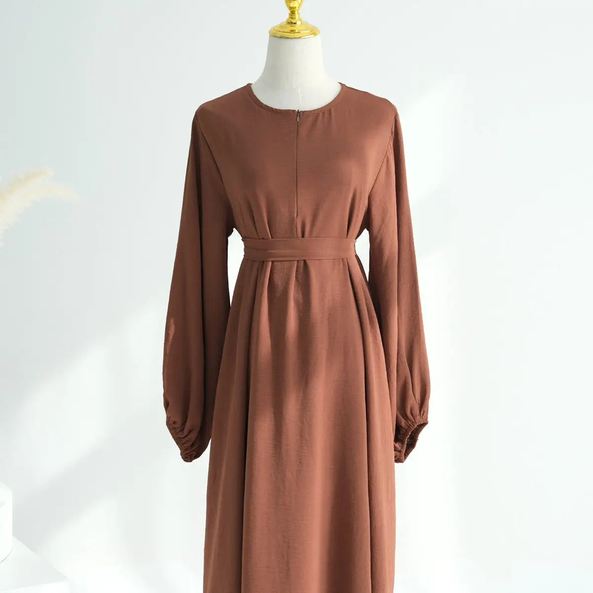 Elegant Muslim Women's Cuff Sleeve Abaya Dress - Modest Islamic Prayer Dress for Daily Wear & Special Occasions