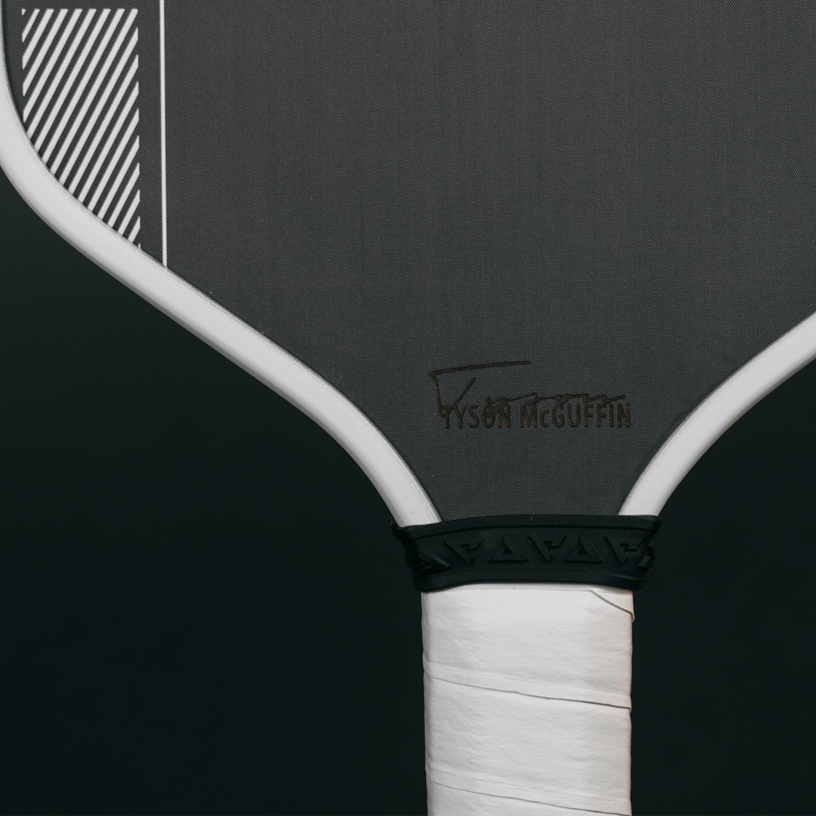 JOOLA Tyson McGuffin Magnus Pro IV 14mm Pickleball Paddle | Premium Carbon Fiber Surface | USAPA Approved | Perfect for Competitive Play & Outdoor Pickleball Games