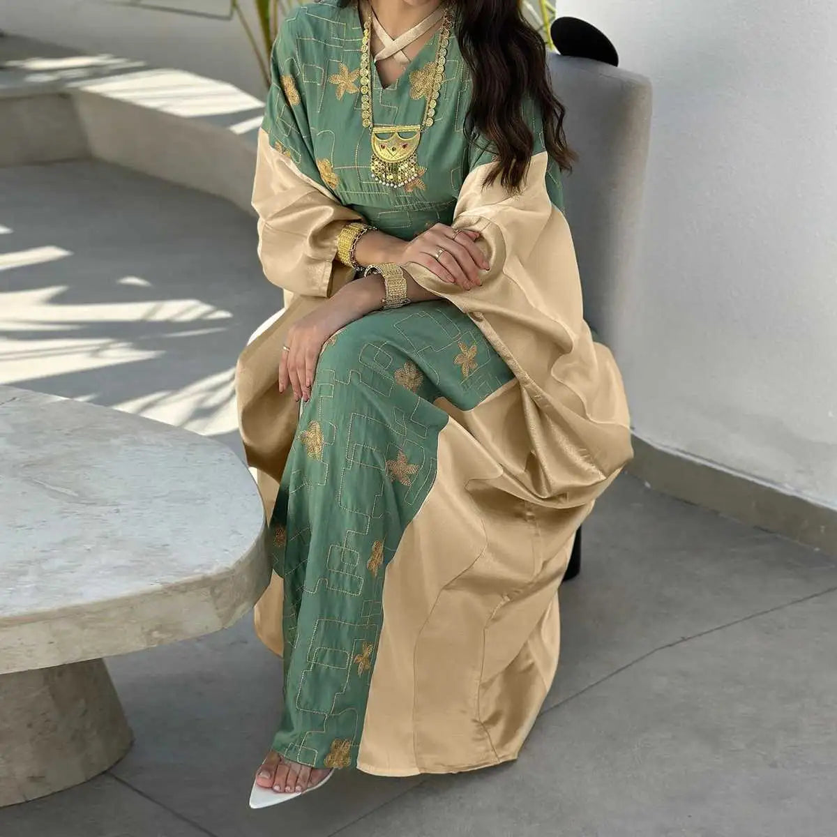 Elegant Eid Embroidery Dress for Muslim Women - Flowy Caftan Kaftan Maxi Dress - Perfect for Eid Celebrations, Weddings & Special Occasions