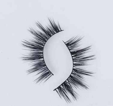 Natural Looking Faux Aurelia Eyelashes - Voluminous & Cruelty-Free False Lashes for Everyday Wear & Special Occasions