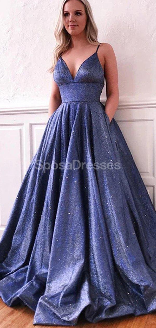 Elegant Navy Blue Spaghetti Strap A-Line Long Evening Prom Dress for Women - Perfect for Formal Parties, Homecoming & Special Occasions