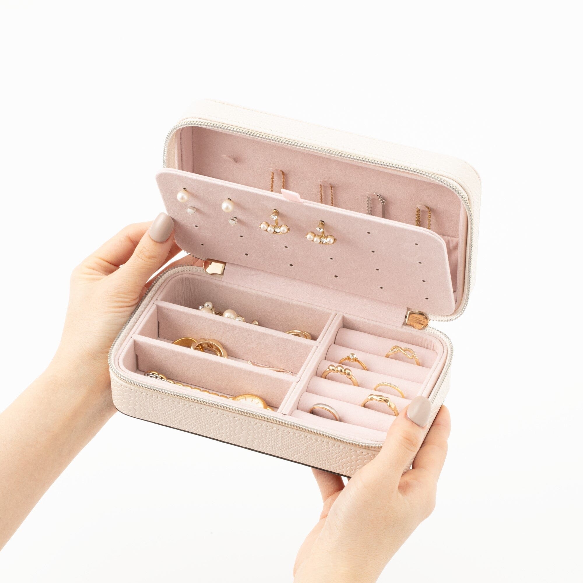 Flavia Travel Jewelry Box - Compact Organizer for Necklaces, Rings & Earrings - Perfect for Vacation, Business Trips & Gifts (M, Grey)