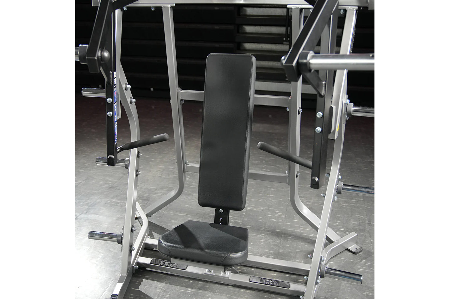 Hammer Strength Plate Loaded Iso-Lateral Bench Press - Commercial Gym Equipment for Home & Professional Strength Training