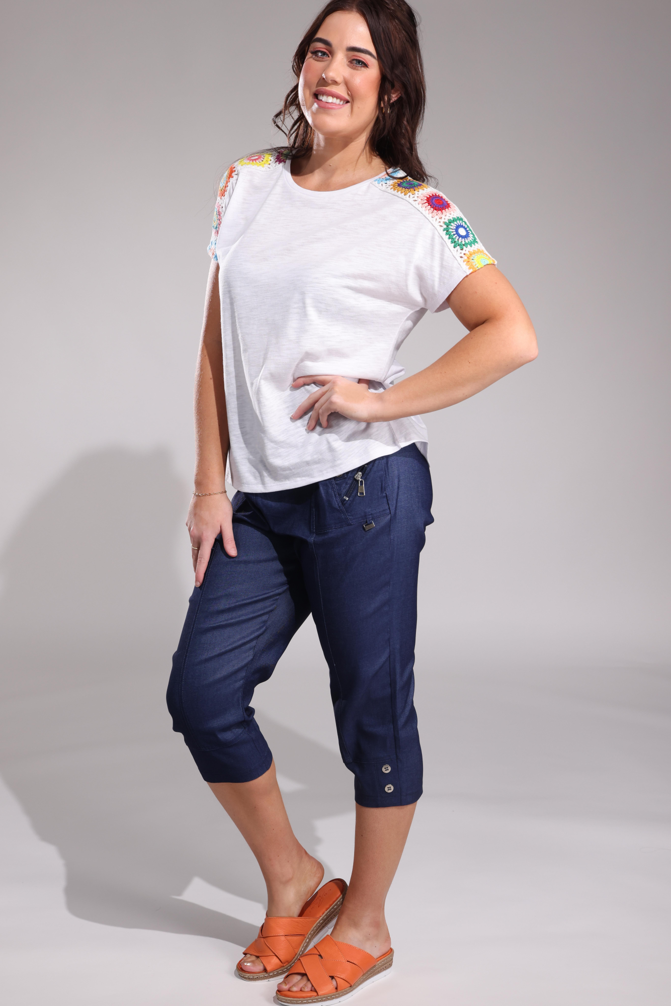 Women's Pull-On Mid Calf Denim Pants 0507A1 - Comfortable Stretch Jeans for Casual Wear & Everyday Outfits