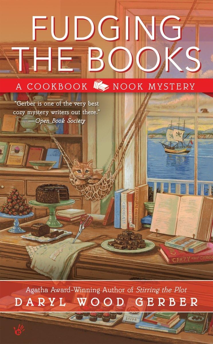 Fudging the Books - Cookbook Nook Mystery Novel for Cozy Reading