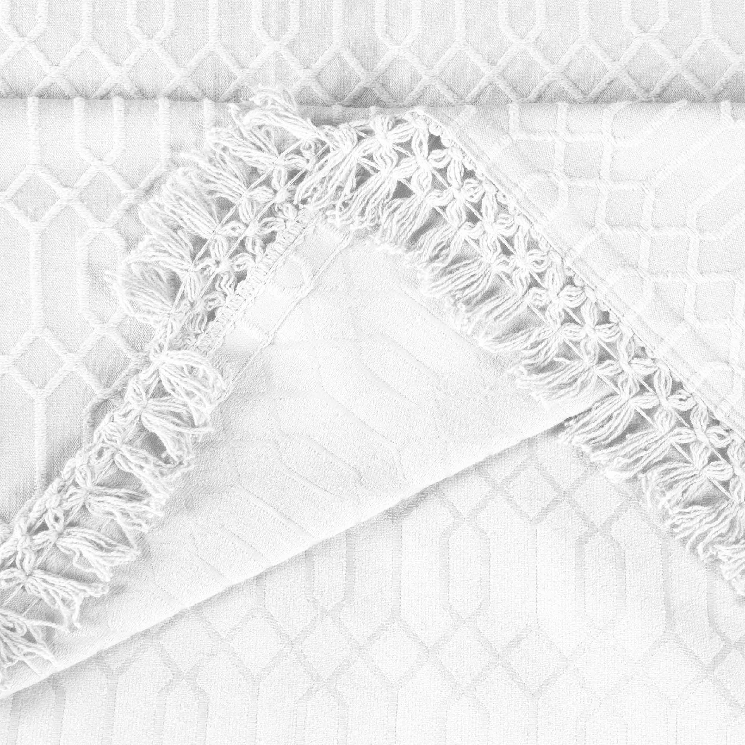 Remi Cotton Blend Jacquard Woven Geometric Fringe Bedspread Set - Queen Size Bohemian Style Bed Cover for Master Bedroom & Guest Room Decor