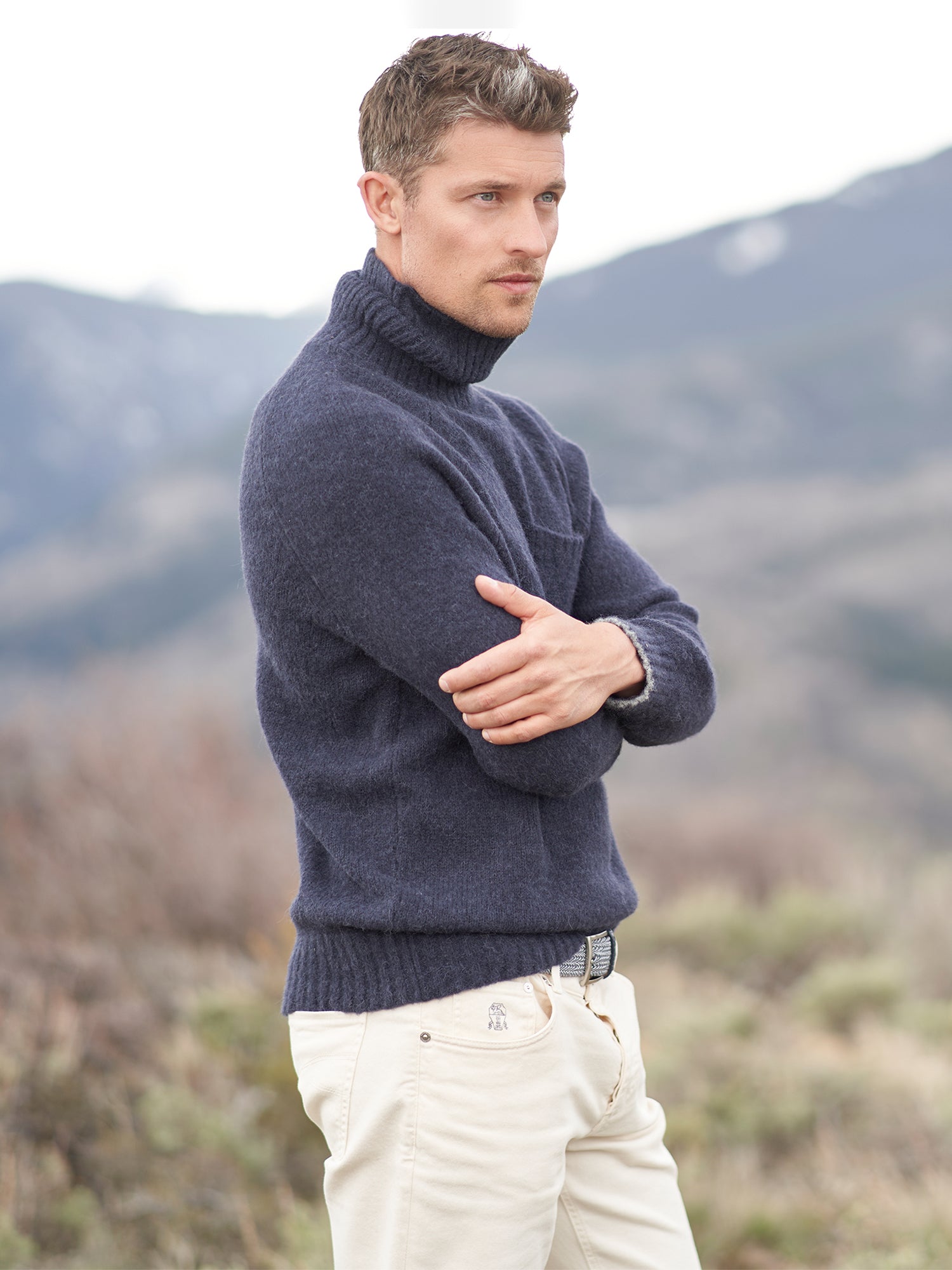 Premium Fisherman Alpaca Wool Turtleneck Sweater for Men & Women - Soft Warm Winter Pullover for Outdoor Activities & Casual Wear