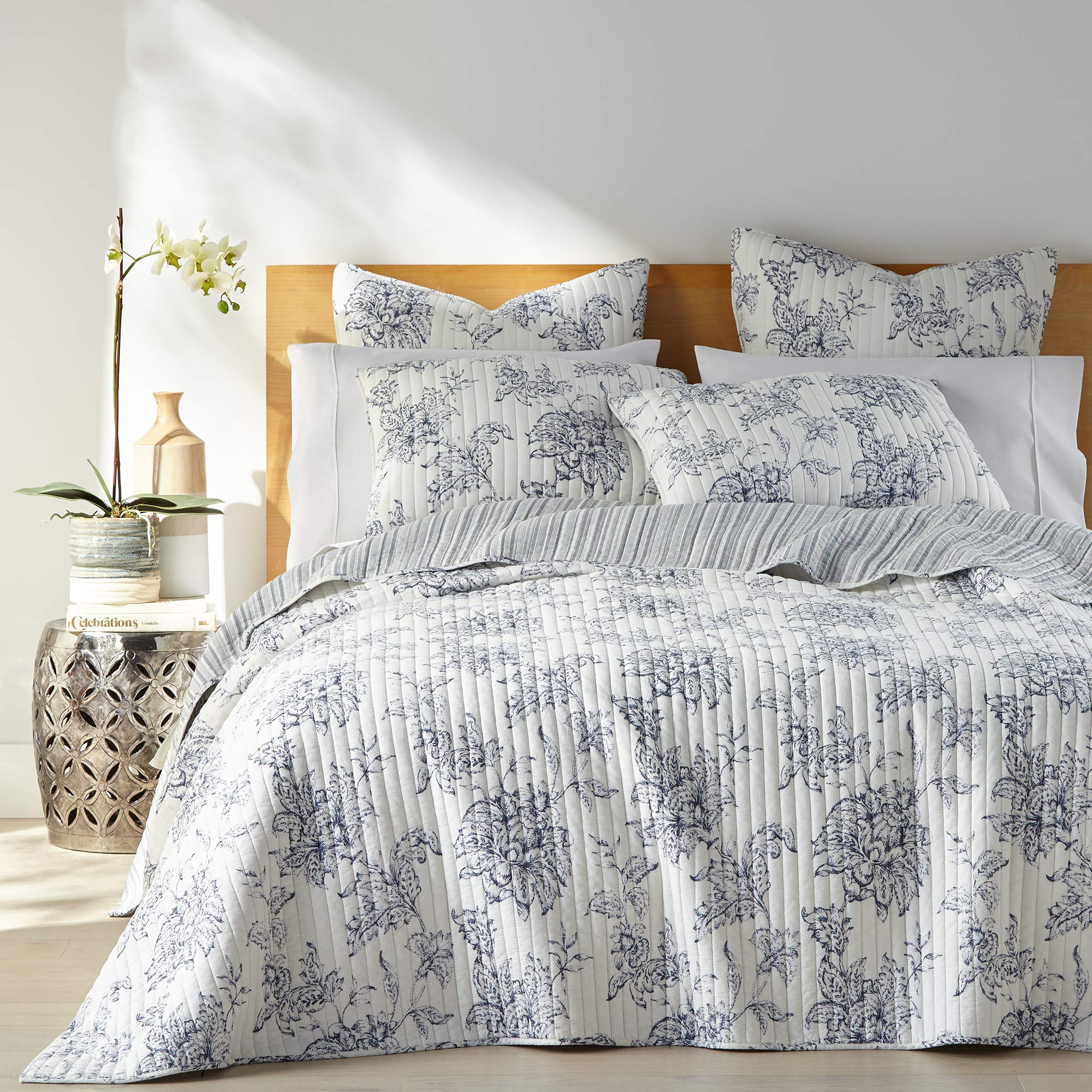 Levtex Home Rokera Reversible King Quilt Set - Floral Blue & White Cotton Bedding (106x92in Quilt + 2x36x20in Shams) - Luxury Bedroom Decor for Master Suite & Guest Room