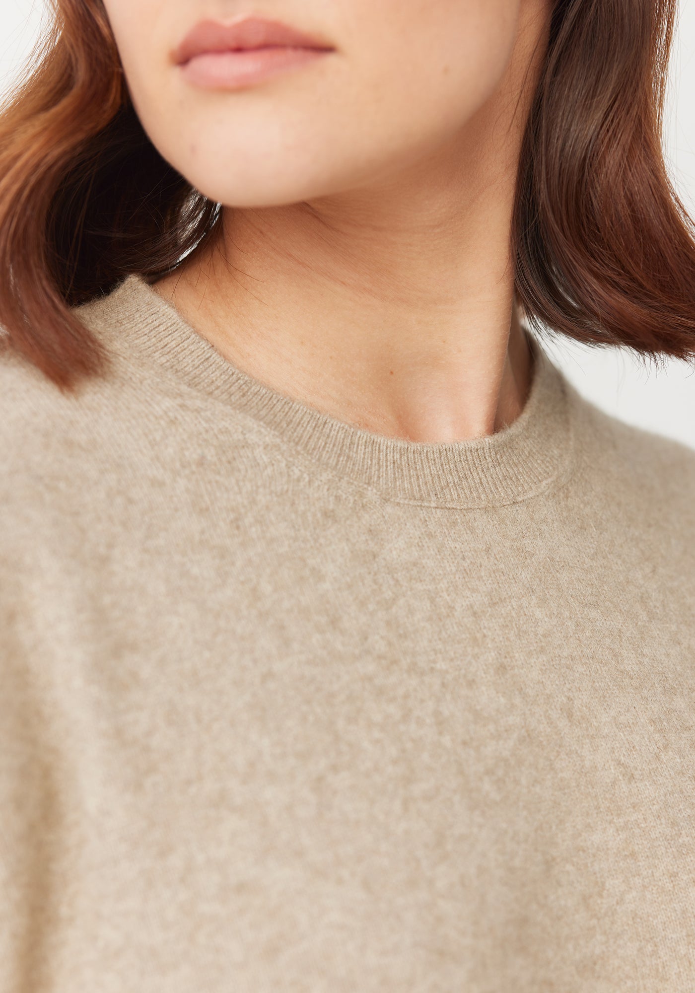 Cozy Relax Crew Sweater for Women & Men - Soft Casual Pullover for Fall & Winter - Perfect for Lounging, Travel & Outdoor Activities