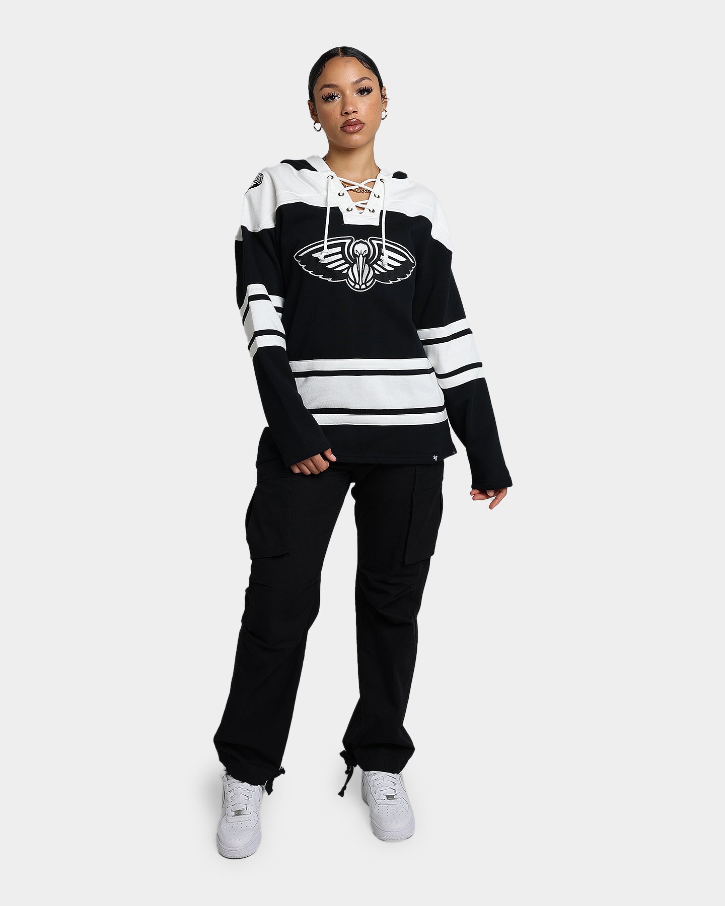 47 Brand New Orleans Pelicans Superior Lacer Hoodie - Jet Black NBA Fan Apparel for Men & Women - Perfect for Game Day, Casual Wear & Basketball Enthusiasts