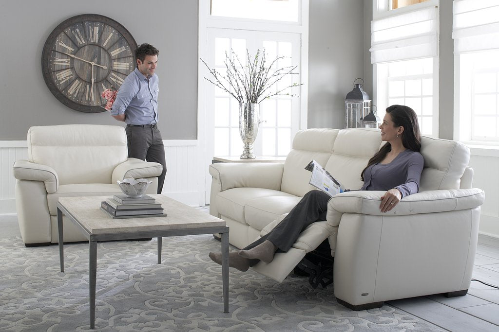 Natuzzi Brivido B757 Modern Leather Sofa - Premium Italian Design for Living Room, Lounge & Office - Comfortable & Stylish Home Furniture for Relaxing & Entertaining