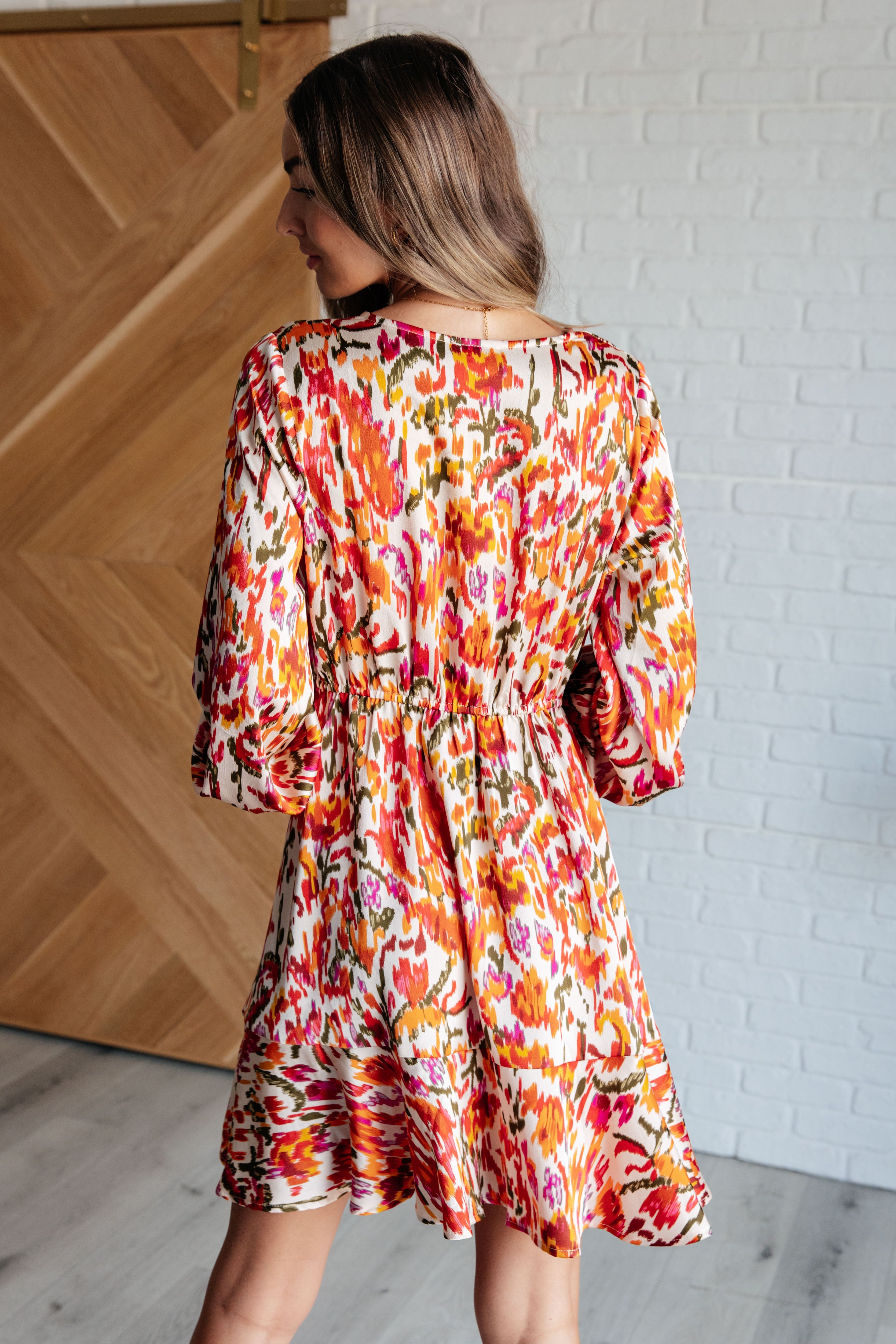 Once Upon a Dream V-Neck Balloon Sleeve Dress - Elegant Flowy Women's Party Dress for Weddings, Cocktail Parties & Special Occasions