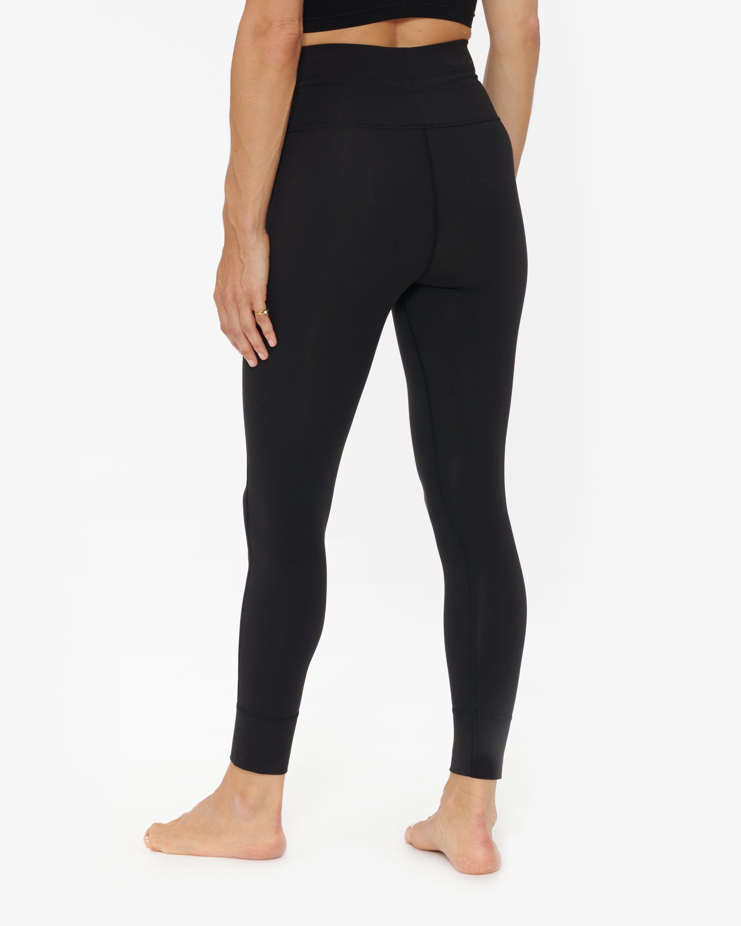 Vuori Women's Daily Legging - High Waisted Yoga Pants for Workout, Running & Lounge - Soft Stretchy Comfortable Athletic Tights for Women
