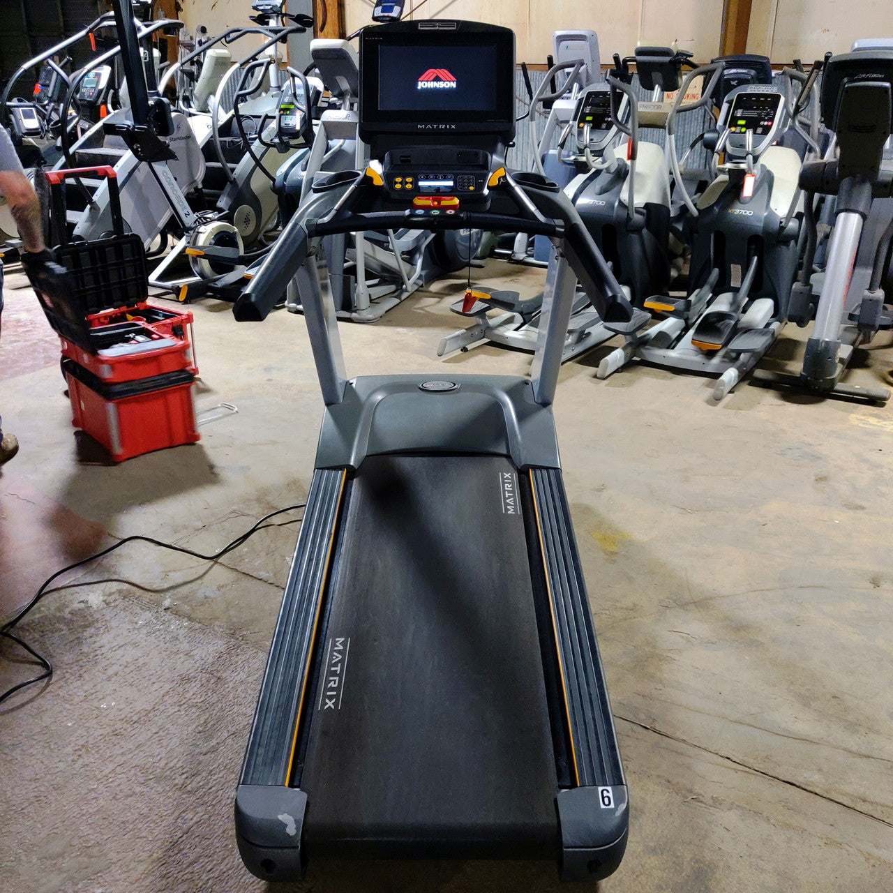 Matrix T7Xe Treadmill - Foldable Electric Running Machine with 12 Preset Programs, 300 lb Capacity & Bluetooth Speakers for Home Gym, Cardio Workouts & Indoor Fitness Training