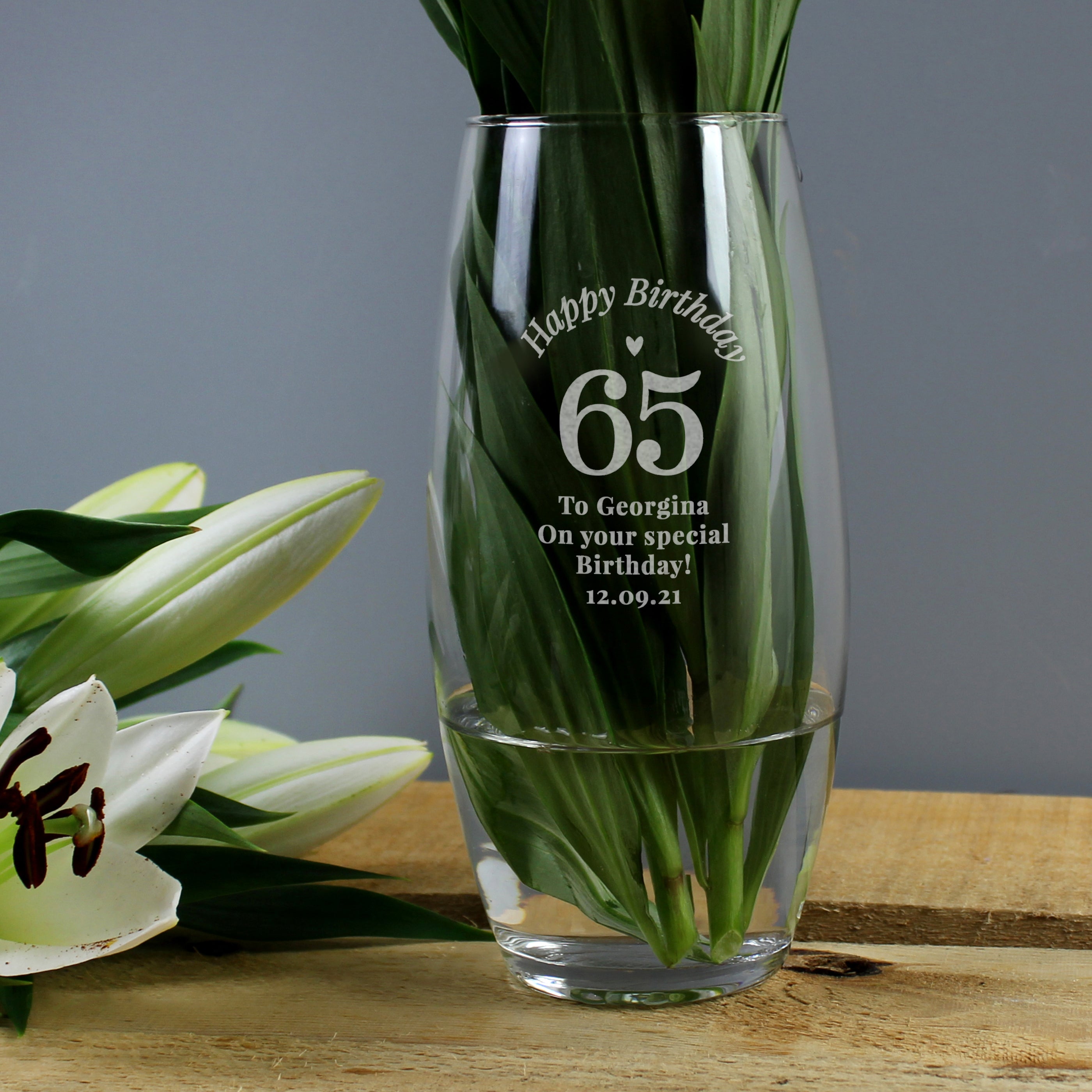 Personalized Milestone Birthday Glass Vase - Elegant Floral Gift for Anniversaries, Weddings & Special Occasions