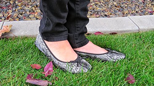 Women's Foldable Ballet Flats - Patent Leather Travel Slip-On Shoes for Wedding & Comfort, Portable with Carry Pouch | Perfect for Airplane, Office & Emergency Outfit Changes